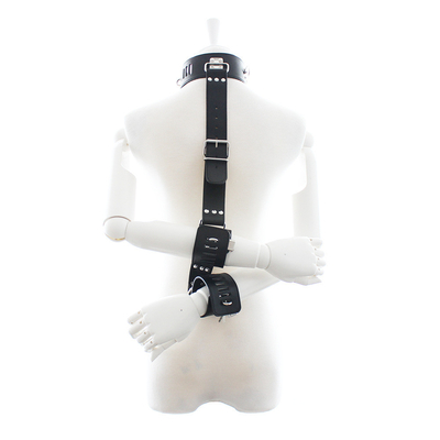 Arnesas de bondage, cuello gótico de moda, PU sexy punk choker con Dangle de corazón de aleación para mujer