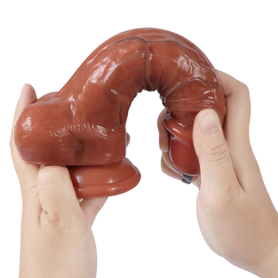 Copo de succión fuerte Dildos realistas masculinos Penis artificial juguetes sexuales para mujer