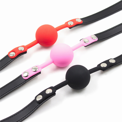 Juguetes de cerradura Juegos para adultos Fetiche Boca de silicona Boca de boquilla Pu Cuero de esclavitud Restos Rosa Rojo Negro Color